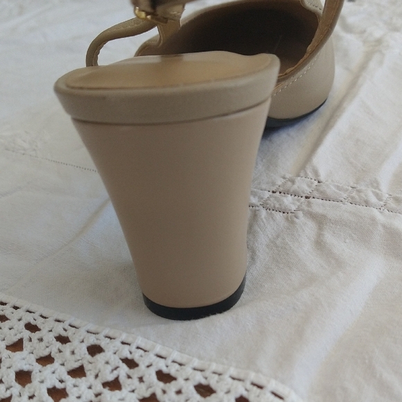 Vaneli Tan and Black Slingback Heels with Adjustable Strap - Picture 5 of 6